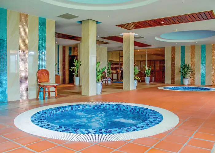 Sokha & Convention Center 5*